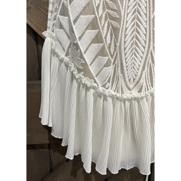 Saints + Secrets Ivory Sheer Overlay Lace Ruffled Off Shoulder‎ Dress Women's S - Picture 5 of 11